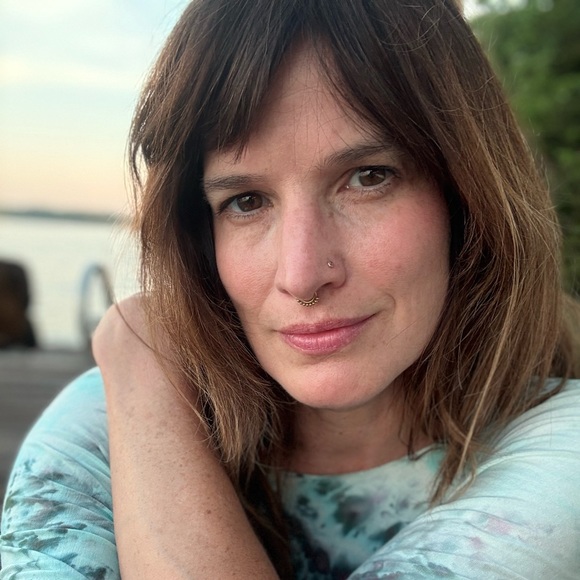 Meet your Posher, Alexis - Picture 7 of 11